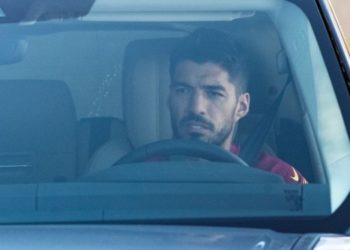 ​Luis Suarez merr pasaportën italiane