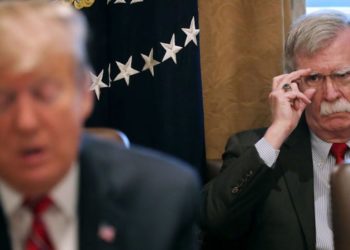 Trump sulm ndaj ish-këshilltarit të Sigurisë Kombëtare: “Shumë budalla”