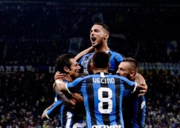 Napoli i nis bisedimet me Interin për mesfushorin uruguaian