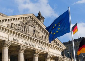 Gjysma e BE-së futet në “listën e kuqe”: Hiqni dorë nga udhëtimet