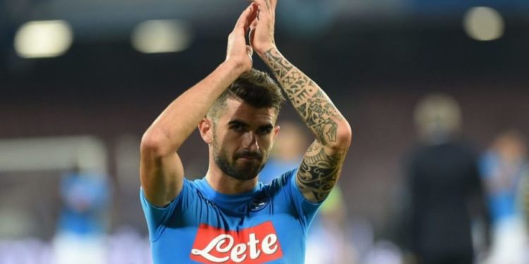 Mbrojtësi shqiptar drejt largimit nga Napoli