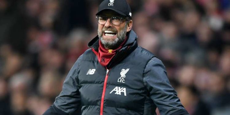 Klopp: Nuk mund sillemi si Chelsea në merkato