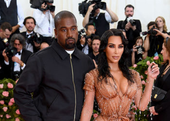 Kim K hedh poshtë aludimet për ndarje, kalon mbrëmjen me Kanye West (FOTO)