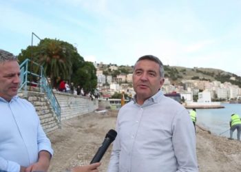 Habit Blendi Klosi: Valët e muzikës përhapin COVID-in, prandaj është ndaluar