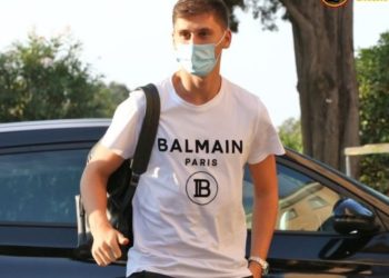 Djali i një muratori shqiptar…/ Mediat italiane lartësojnë karrierën e Marash Kumbullës pas kalimit tek Roma