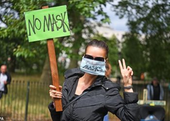 STUDIMI/ Njerëzit që nuk vendosin maskë, sociopatë ose të distancuar nga shoqëria