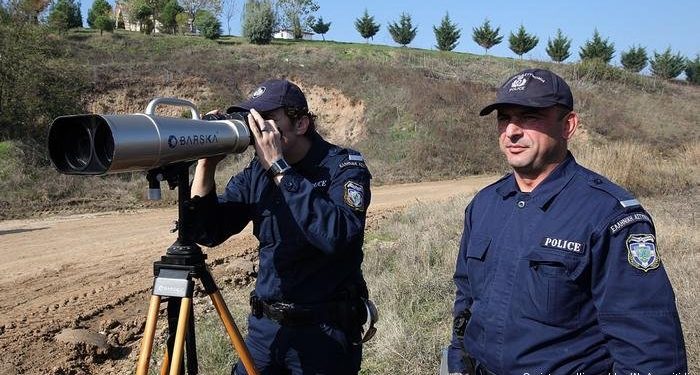 Zbulohet një arsenal armësh në kufirin greko-shqiptar, nën hetim një shtetas grek (VIDEO)