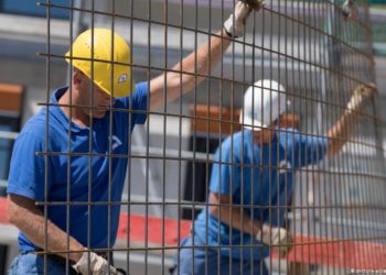 Të gjithë duan të ikin në Gjermani, por shqiptarët paguhen 1 mijë euro më pak se gjermanët