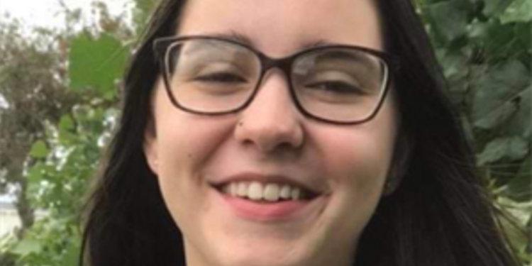 U shpall e zhdukur, prindërit e 17-vjeçares akuzohen për vrasjen e saj