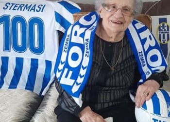 Një shekull krenari për Tiranën! Bashkëshortja e legjendës Selman Stërmasi mbush 100-vjeçe