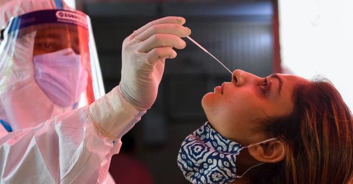 Studimi i ri/ Ja simptoma më e besueshme, që tregon nëse jeni infektuar me Covid apo jo