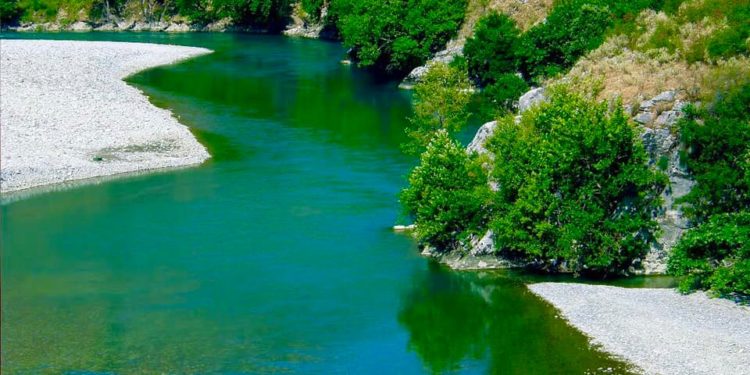 24 vite deputet/ Vangjel Tavo nga ‘fronti i shpresës me LSI’: Mos shkatërroni Vjosën o të marrë