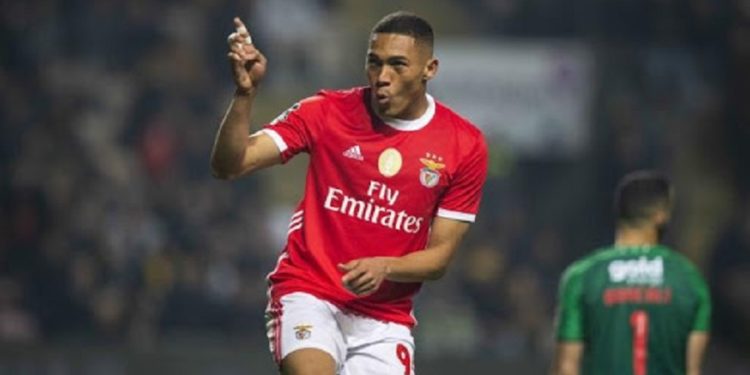 Tottenham pranë marrëveshjes për Carlos Vinicius