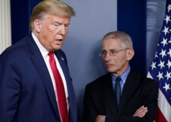 Trump shkarkon dr. Fauci: Ka qënë 500 vjet këtu, njerëzit janë lodhur duke dëgjuar këta idiotë për virusin