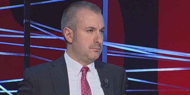 Deputeti socialist: Edi Rama është më i zoti i kësaj toke dhe ka bërë më të mirën për këtë vend