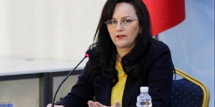 Fitoi betejën me Covid/Drejtoresha e ISHSH, Vjollca Braho përlotet teksa flet për mjekët: Ata janë heronjtë e vërtetë