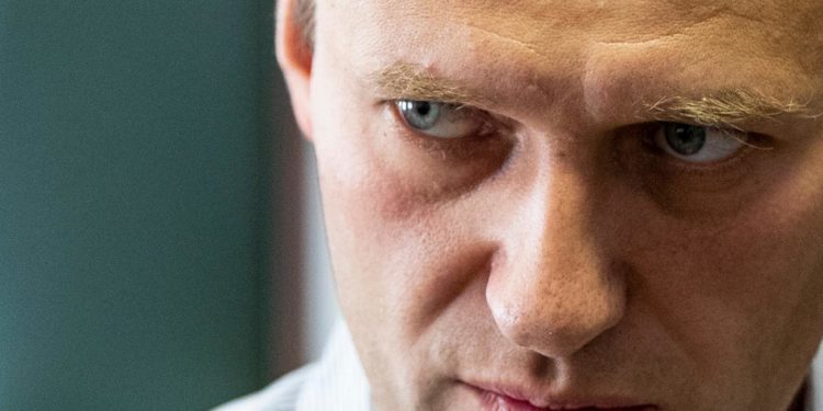 Helmimi i Navalny-t/ Moska rrezikon sanksione të ashpra