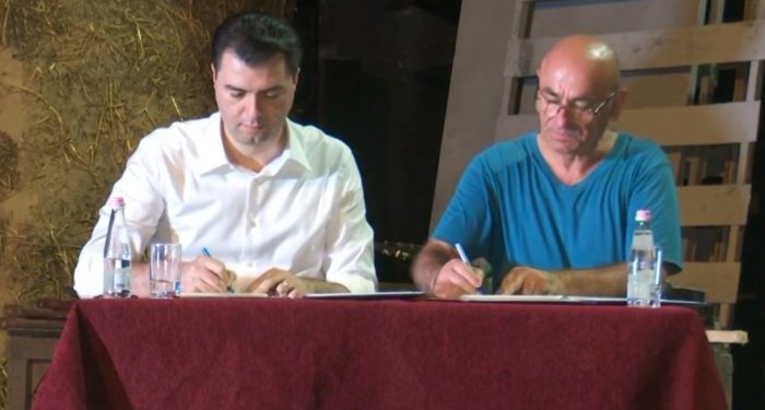 Robert Budina kandidon për PD në Tiranë, shpërthen juristja e njohur: Jeni kokrrat e legenave, mashtruat dy vjet