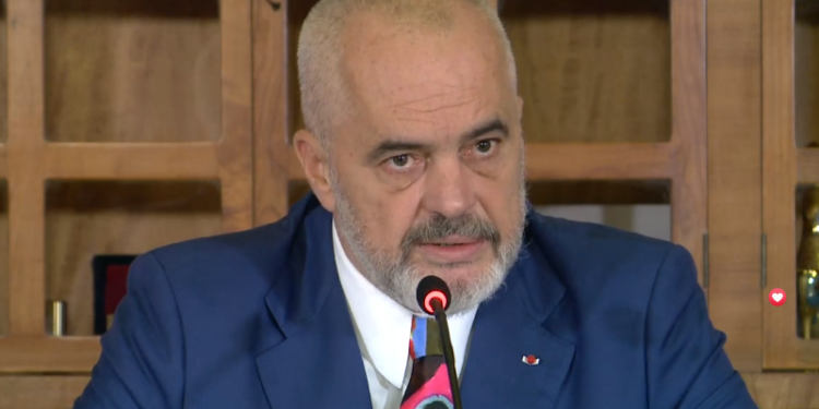 Pandemia/ Rama njofton masat e reja: Nga java e ardhshme, maska e detyrueshme kudo. Gjoba do vijë me faturën e dritave