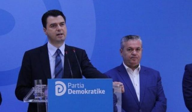 Kurva e Ramës dhe një shtëpi publike me turne