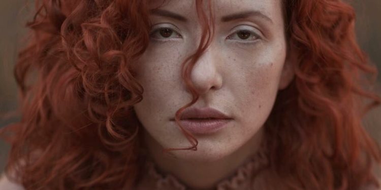 Hapur i kam sytë. Po ti?