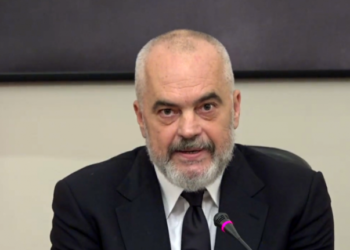 Rama premton aleancë qeveri- biznes i vogël: Do t’ju shpëtojmë nga një makth, të mëdhenjtë nuk mund të fshihen më