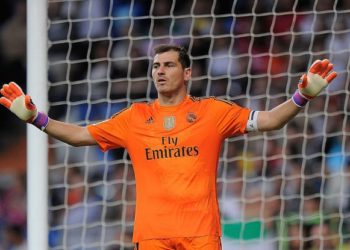 Championsi, Casillas tregon ekipet favorite