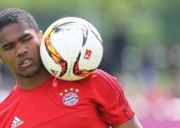 Zyrtare: Douglas Costa kthehet në Bayern