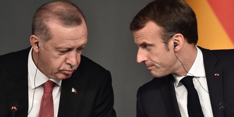 Luftë e ftohtë? Erdogan thirrje të bojkotohen produktet franceze: Macron të vizitojë trurin