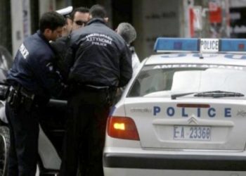 Greqi/Arrestohen shqiptarët e përfshirë në transportin me gomone të 6.7 mln euro kanabis (VIDEO)