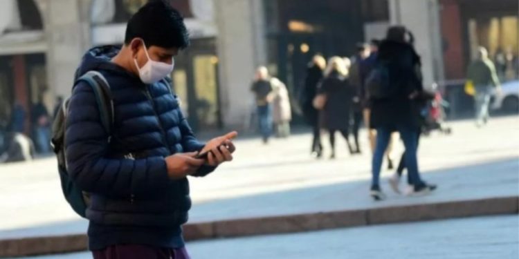 Italia rikthen masat drastike, mbyllen pjesërisht shkollat dhe universitetet