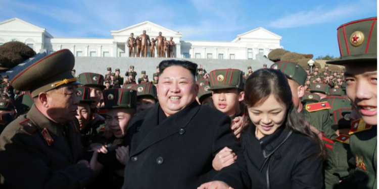 Zhduket gruaja e Kim Jong-un, dyshohet të jetë ekzekutuar