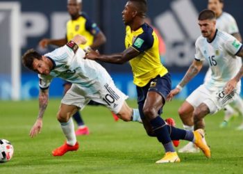 Messi dhe Suarez shënojnë në fitoret e Argjentinës dhe Uruguait