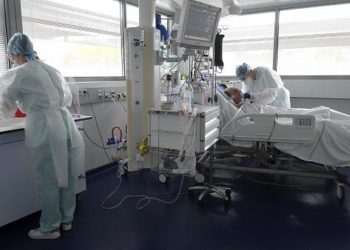 Rekord infektimesh në 24 orët e fundit në Itali, 217 persona ndërrojnë jetë