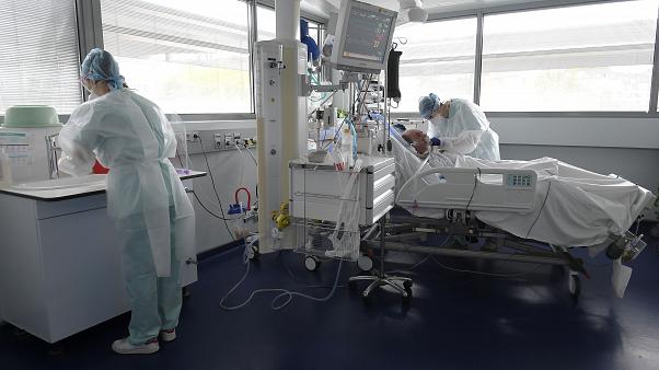 Rekord infektimesh në 24 orët e fundit në Itali, 217 persona ndërrojnë jetë