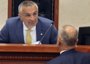 Meta sfidon Ramën disa orë para Asamblesë: Trego emrin e subjektit të OFL-së me të cilin jam takuar, eja në debat publike, përndryshe…