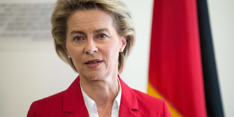 Von Der Leyen negative në testin e Covid-19