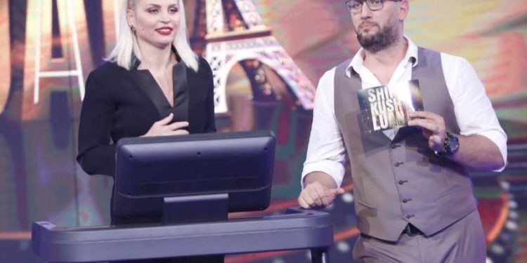 Kandidatja për deputete e PD: Në Greqi më mbajnë si princeshë, këtu e ngrejmë flamurin me vlerësim 0