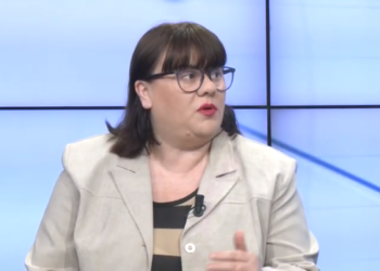 “Me zor e pres koronavirusin të vijë”/ Infektohet me Covid-19 kryeinspektorja e Tiranës