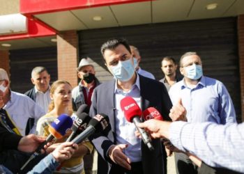 Çeku 1000 euro për biznesin e vogël, Basha prezanton planin me 5 pika për rimëkëmbjen ekonomike (FOTO)