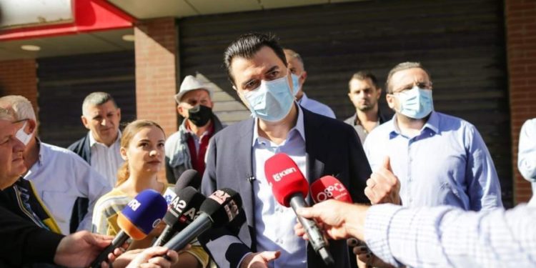 Çeku 1000 euro për biznesin e vogël, Basha prezanton planin me 5 pika për rimëkëmbjen ekonomike (FOTO)