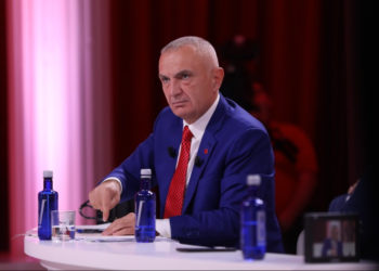 Meta: Oligarkët kanë 20 vjet që bëjnë pallë në Shqipëri, më 25 prill do shembet regjimi i tyre