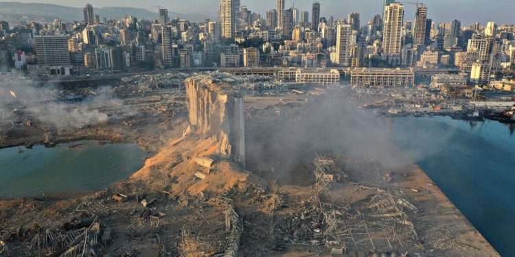 Shpërthimi në Bejrut: Kërkohet arrestimi i kapitenit dhe pronarit të anijes