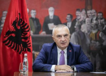 Paralajmërimi i Metës: Kur na vjen hasmi te dera, na këndojnë pushkët në kulla