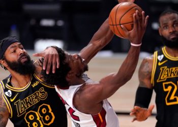 LeBron-Davis të magjishëm, Lakers tjetër leksion Miami