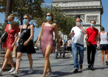 6 milionë raste me COVID-19 tejkalohen nga Europa, vendoset rekord i ri në Francë