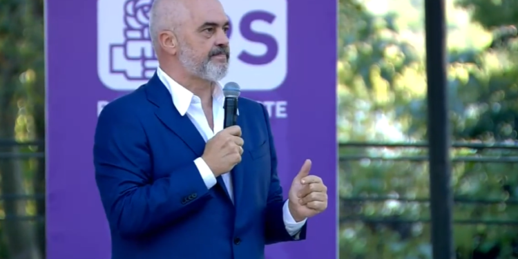 Rama tallet keq me Bashën: Luli është çun shumë i mirë, por a ka një shqiptar që po të ketë hall natën e merr në telefon?