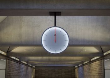 60 minuta prapa, ndyrshimi i orës ditën e nesërme