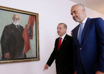 “Trishtim dhe keqardhje”, Rama reagon për tërmetin e fuqishëm që goditi Turqinë dhe Greqinë