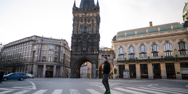 Çekia mbërrin shifrën më të lartë të të infektuarve me COVID-19